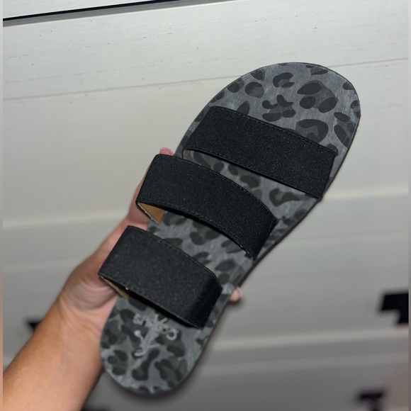 Corkys Cheetah Sandals - Picture 2 of 2